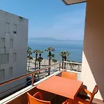 Beachfront 4 By Office Apartamento Vlorë
